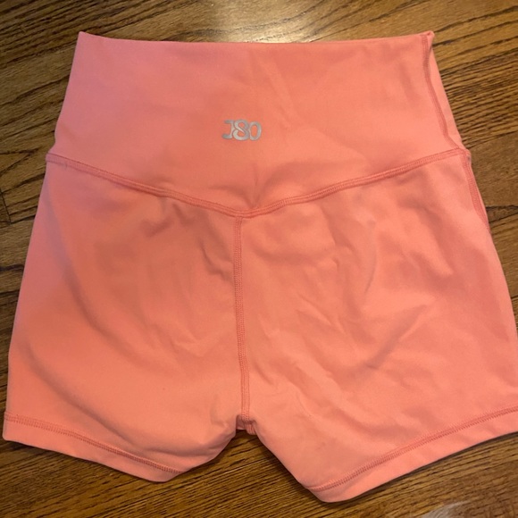 J80 Fit biker shorts! Pink/peach color. - Picture 3 of 4